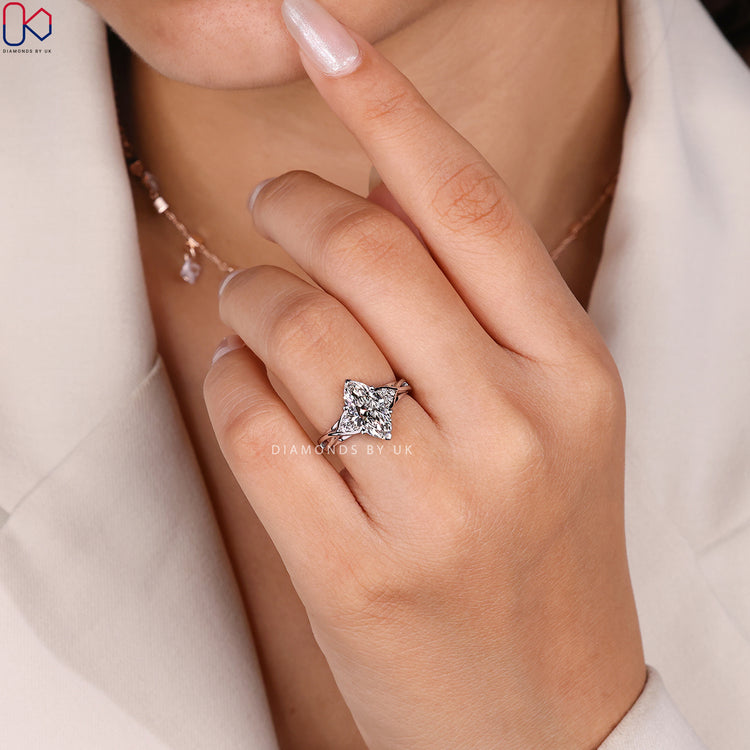 Handmade IGI Certified marquise diamond ring.
