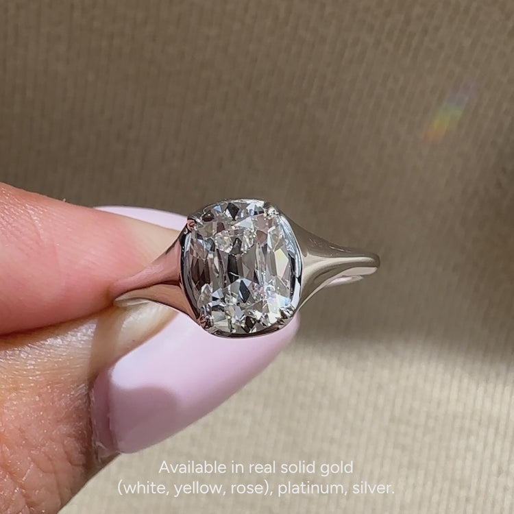 IGI certified lab grown Cushion Old European ring.
