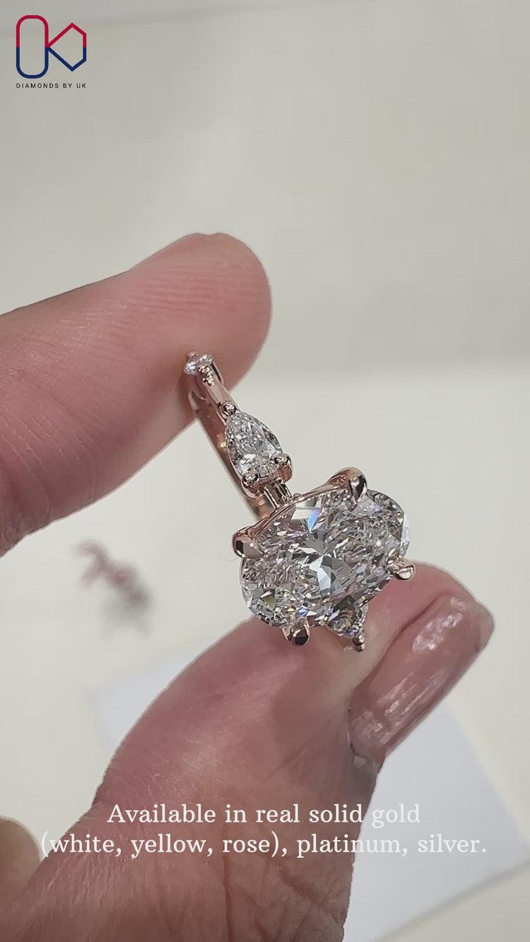 Distance pave setting for a dazzling diamond shine.
