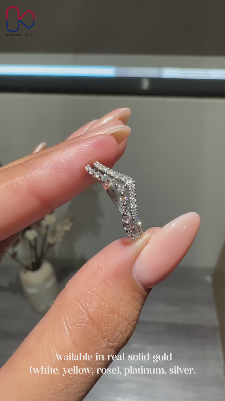 Handmade round cut diamond band for easy stacking.
