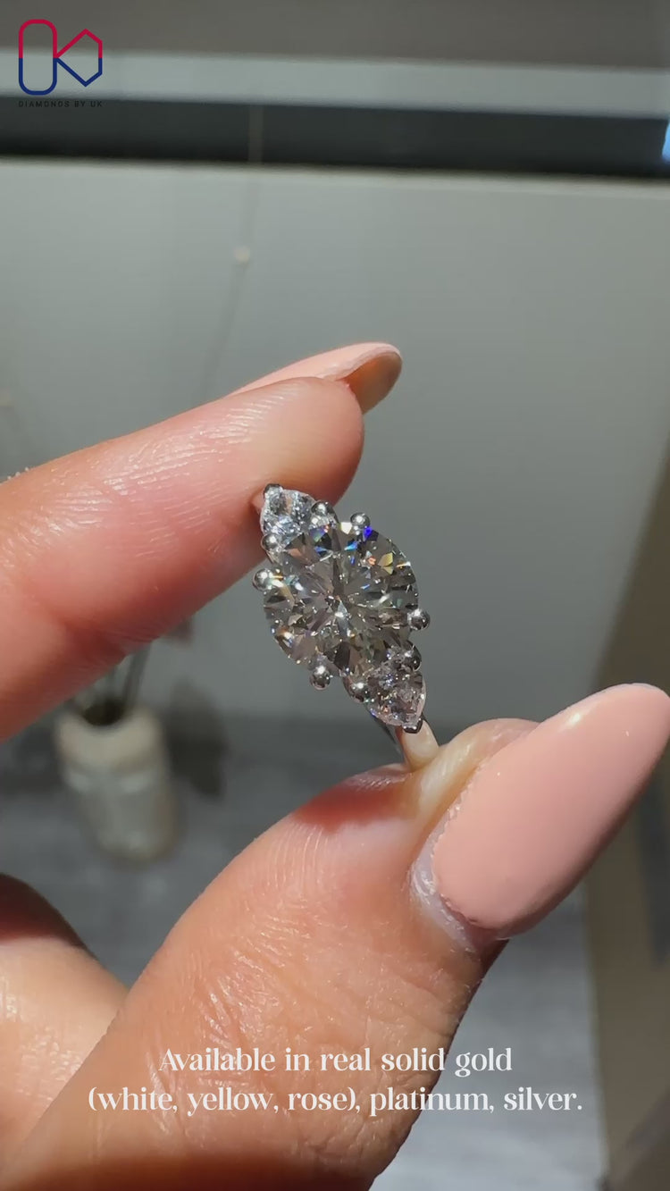 Handmade IGI Certified round cut diamond ring.