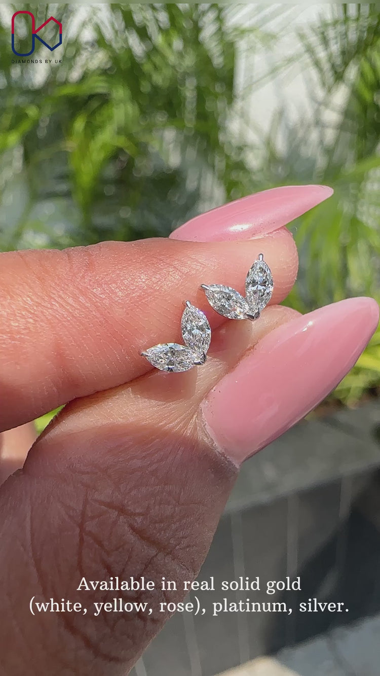 Elegant 2 stone earrings featuring brilliant lab-grown diamonds.
