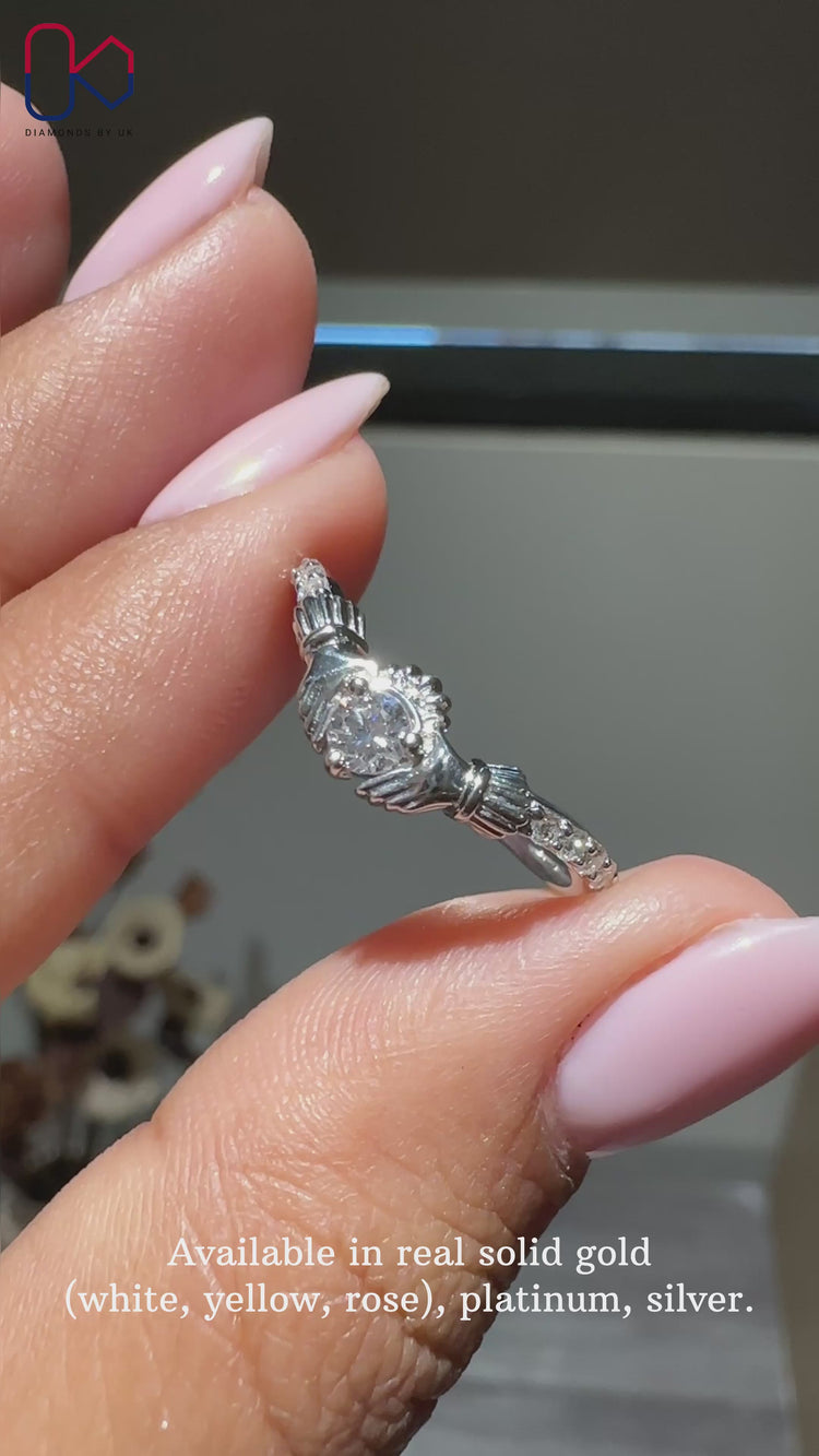Round cut diamond ring with brilliant sparkle.
