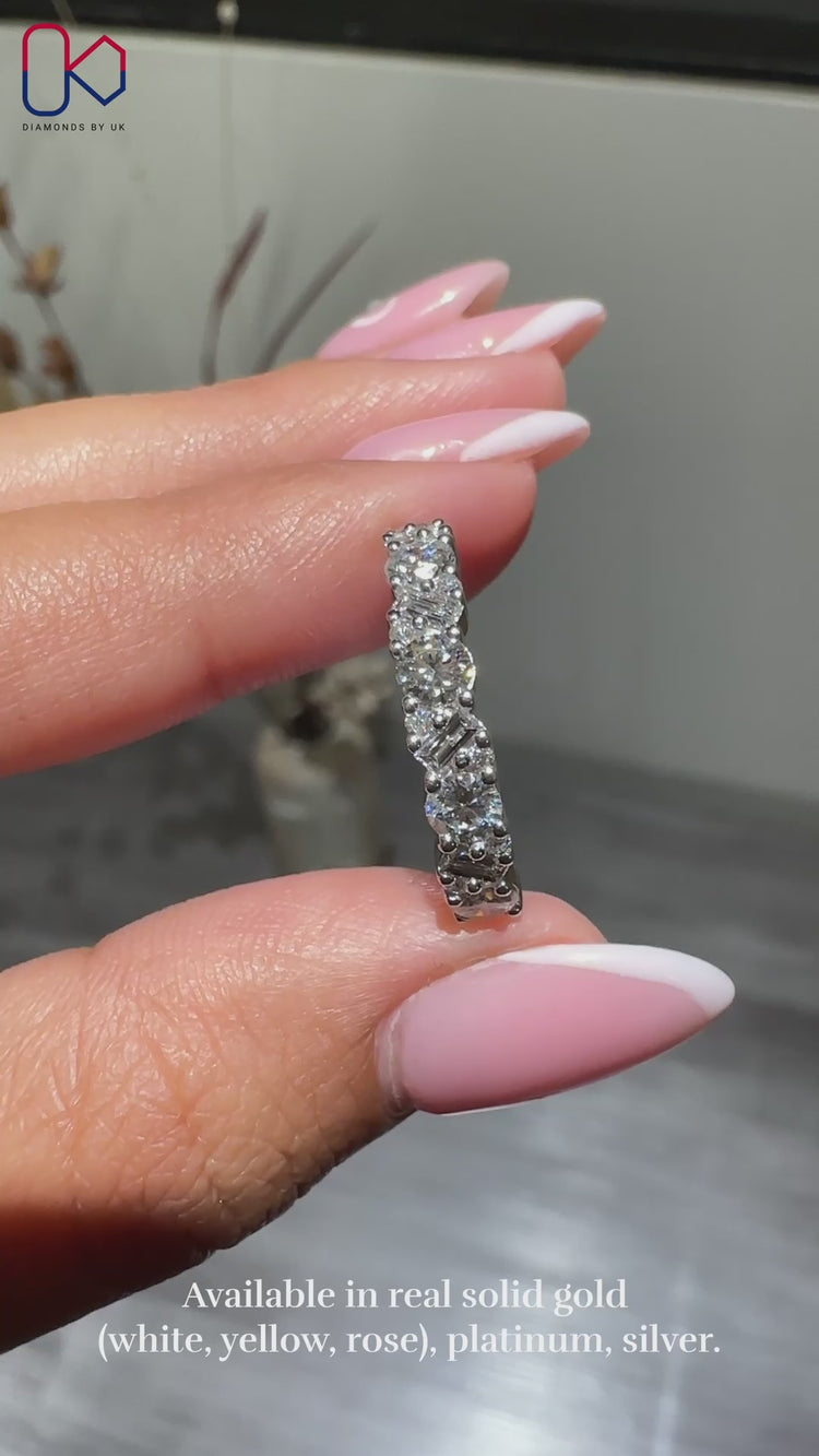 Baguette and round diamond band for a classic look.
