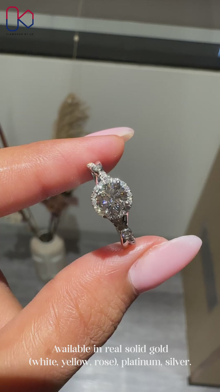 Handmade IGI Certified round diamond ring.
