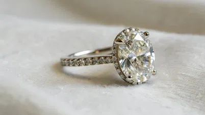 How Much is a 4 Carat Oval Diamond Ring? A Comprehensive Guide to Pricing, Size, and Customization How Much is a 4 Carat Oval Diamond Ring? A Comprehensive Guide to Pricing, Size, and Customization