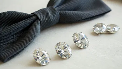 Understanding the Bow Tie Effect: Do All Oval Diamonds Have a Bowtie?