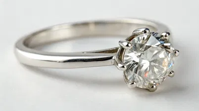 Is VS1 Diamond Clarity Good? Understanding the Value of VS1 Diamonds Is VS1 Diamond Clarity Good? Understanding the Value of VS1 Diamonds