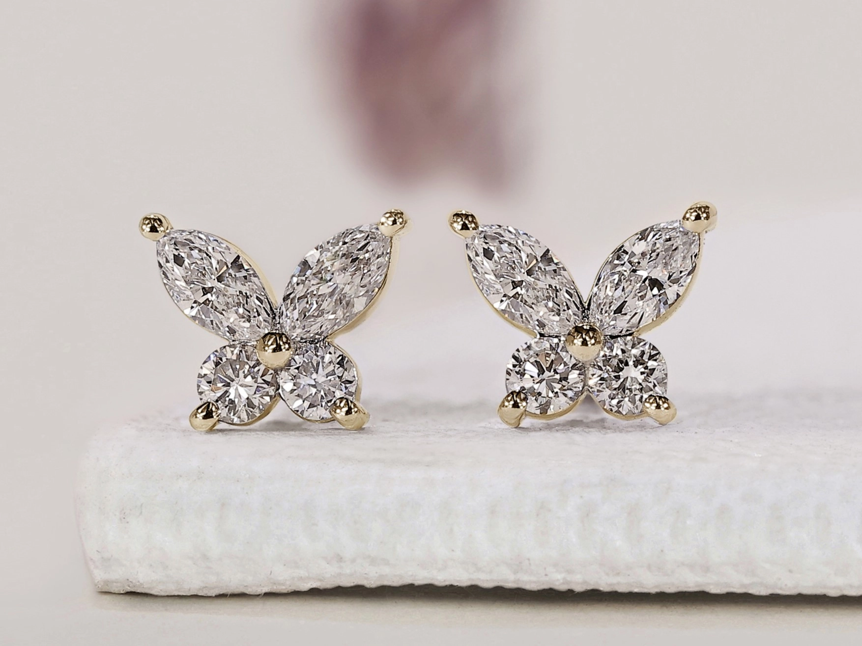 Earrings Category