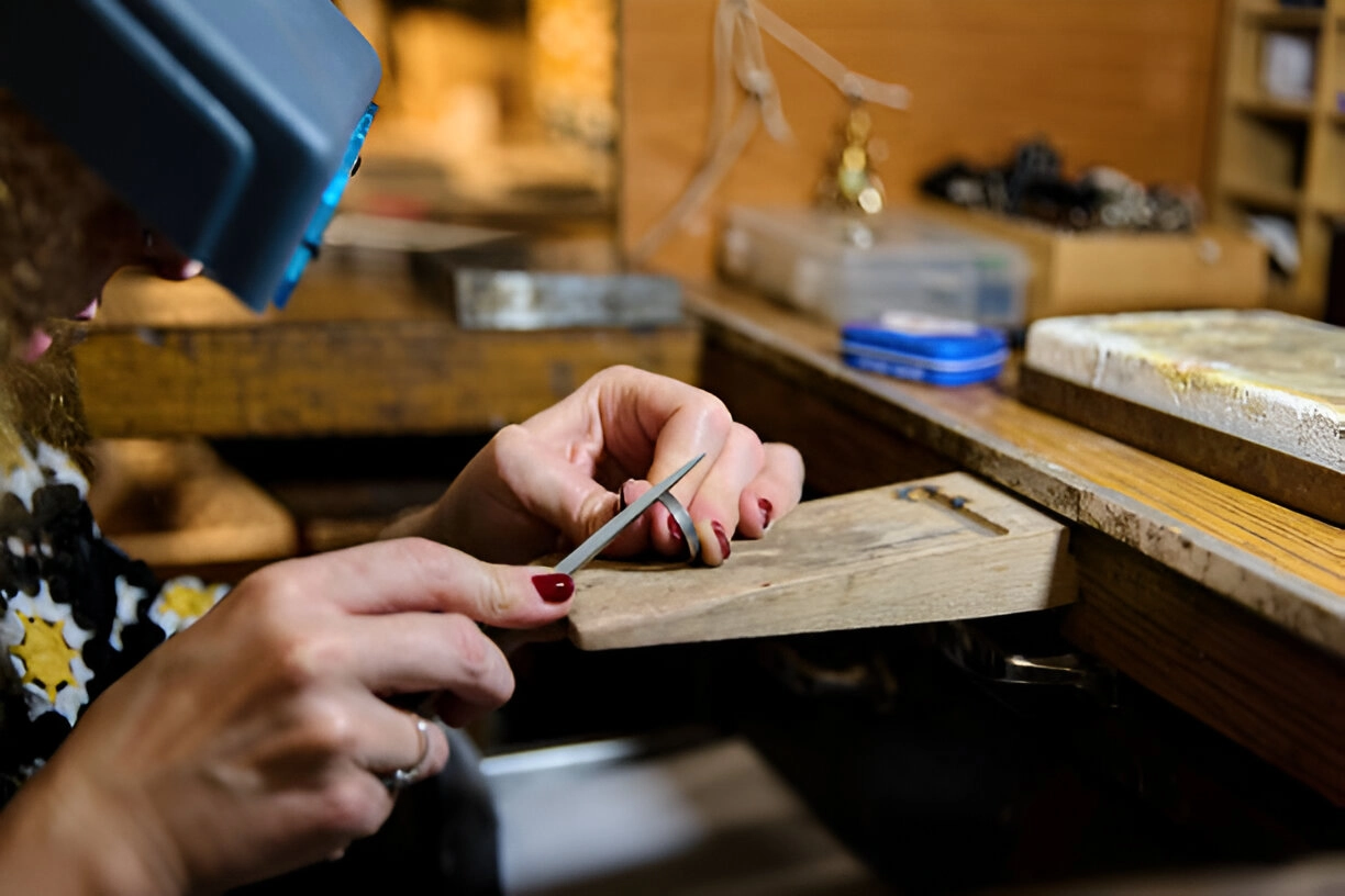 Craft Your Custom Wedding Ring Image